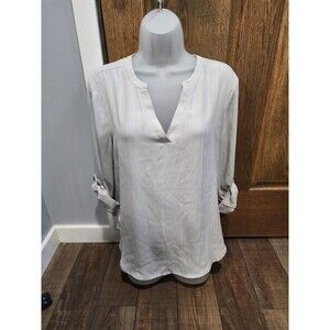 Maurices Relaxed Fit Light Green Blouse Size Medium Roll Sleeve Lightweight